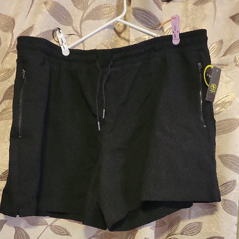 Athletic Works Women's Black Zippered Athletic Shorts